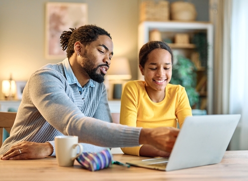 How Parents Can Teach Kids to Use AI Responsibly